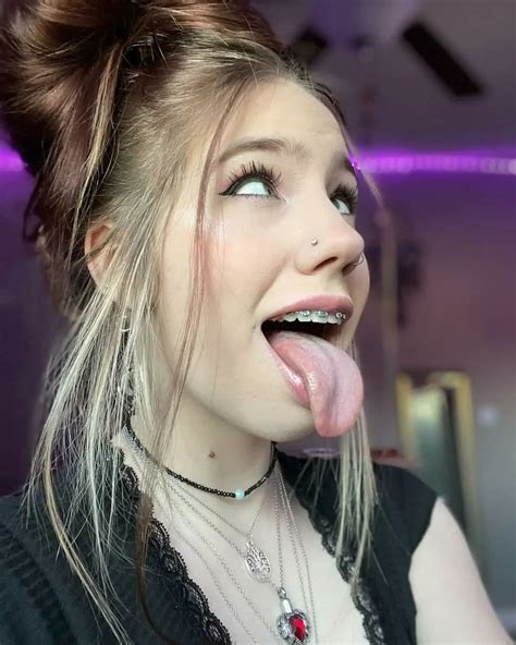 ahegao porno|Free Ahegao Porn Videos